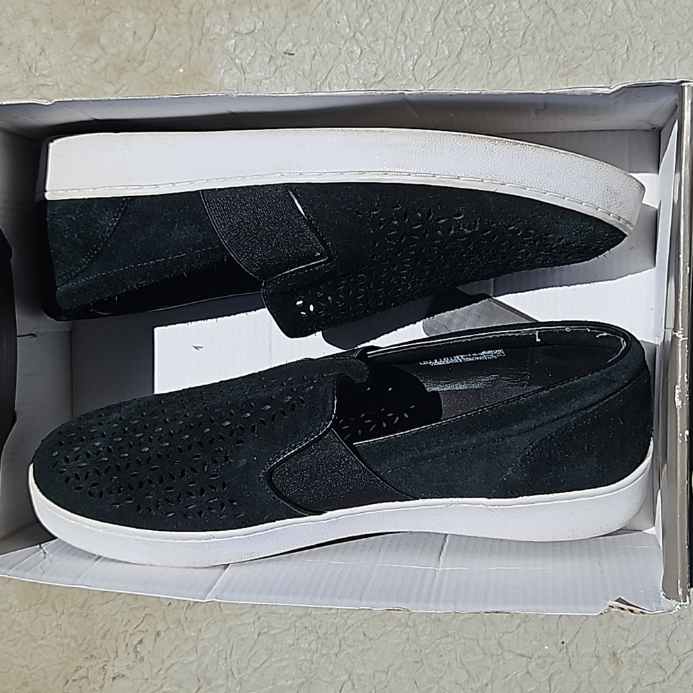 VIONIC shoes